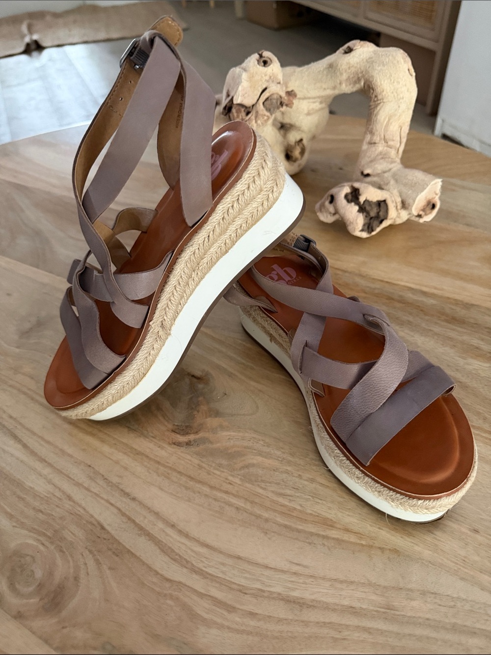 Giani Bini Taupe Platform Espadrille Sandals